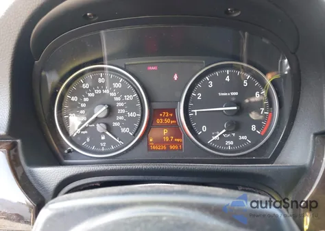 2009 BMW 328I z USA, uszkodzony, nr VIN WBAWR33529P460495